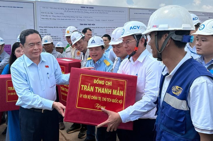 Chủ tịch Quốc hội: Cả nước đang mong chờ sân bay Long Thành- Ảnh 1.