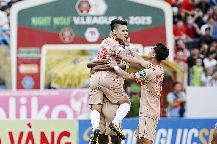 Quang Hải cùng CLB Công An Hà Nội sẽ có niềm vui vô địch - Ảnh: VPF