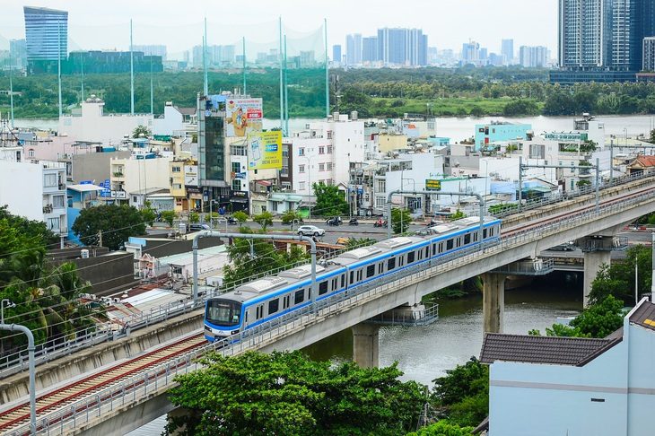 Dự án metro số 1 được đặt mục tiêu sẽ khai thác thương mại vào quý 4-2024 - Ảnh: QUANG ĐỊNH